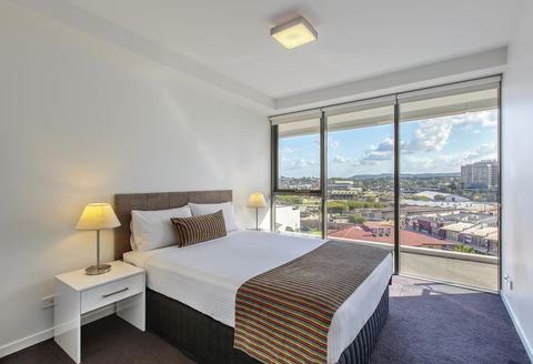 Code Apartments - Mackay Tourism 4