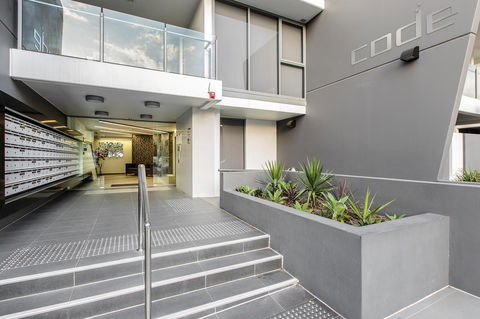 Code Apartments - Mackay Tourism 21