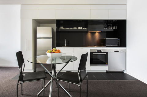 Code Apartments - Mackay Tourism 3