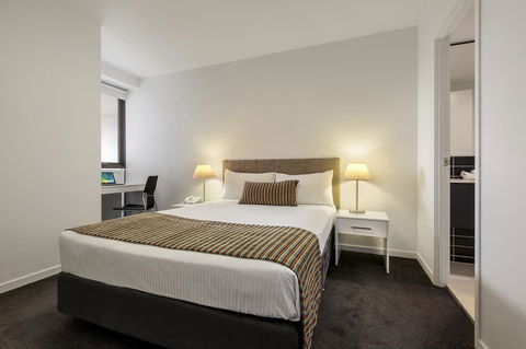 Code Apartments - Mackay Tourism 9