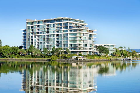 ULTIQA Freshwater Point Resort - Mackay Tourism 21