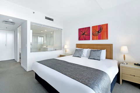 ULTIQA Freshwater Point Resort - Mackay Tourism 13