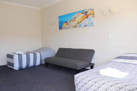 YAL Cairns - A Motel That Makes A Difference - Mackay Tourism 23