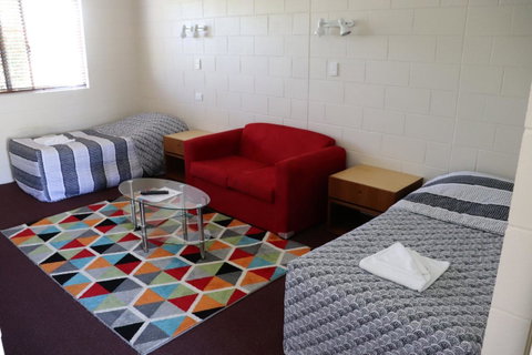 YAL Cairns - A Motel That Makes A Difference - Mackay Tourism 3