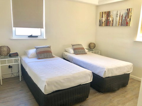 Wharf Boutique Apartments - Mackay Tourism 6