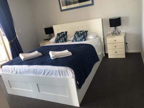 Wharf Boutique Apartments - Mackay Tourism 10