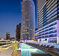 Hilton Surfers Paradise Residences - Mackay Tourism