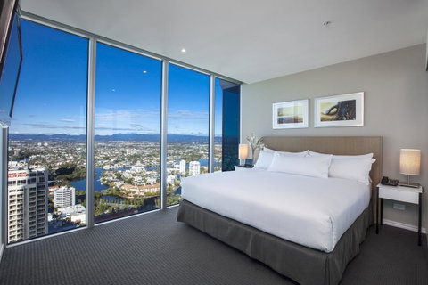 Hilton Surfers Paradise Residences - Mackay Tourism 26