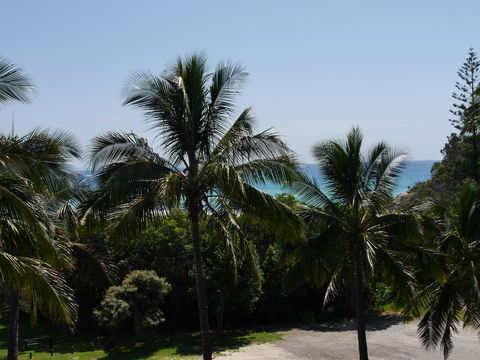 Cylinder Beach Mooloomba Unit 3 - Mackay Tourism 12