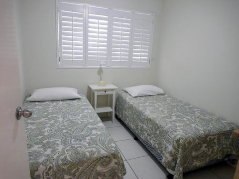 Cylinder Beach Mooloomba Unit 3 - Mackay Tourism 8