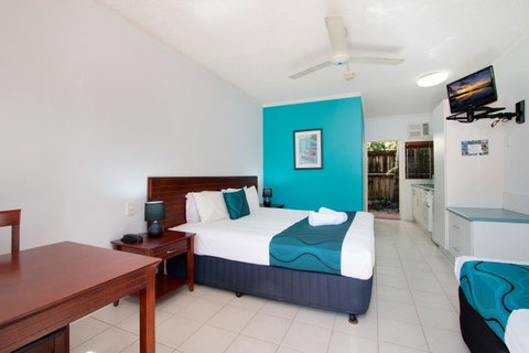 Cairns City Palms - Mackay Tourism 19