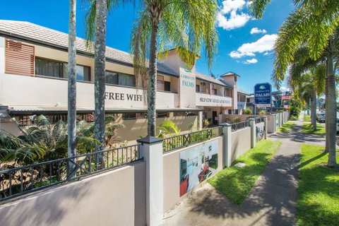 Cairns City Palms - Mackay Tourism 0