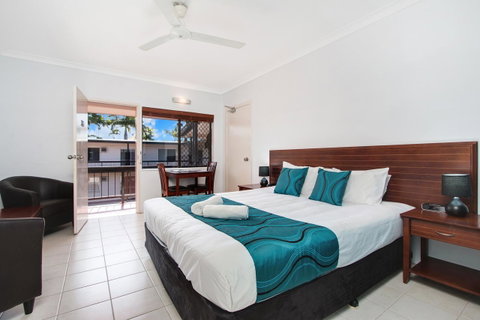 Cairns City Palms - Mackay Tourism 17