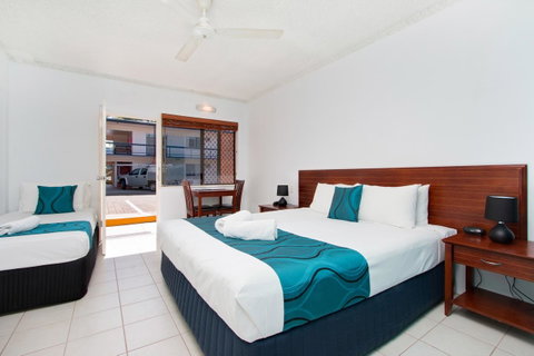 Cairns City Palms - Mackay Tourism 28