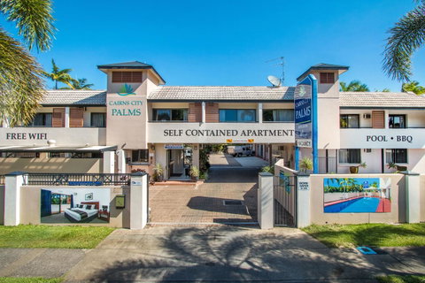 Cairns City Palms - Mackay Tourism 32