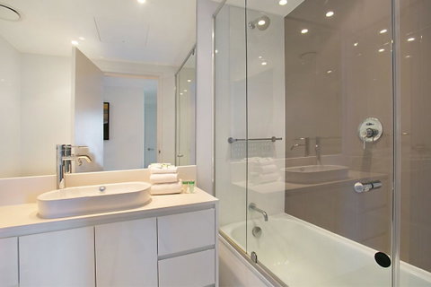Number 1 H Residences - WiFi, Parking & More By Gold Coast Holidays - Mackay Tourism 3