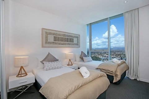 Number 1 H Residences - WiFi, Parking & More By Gold Coast Holidays - Mackay Tourism 4