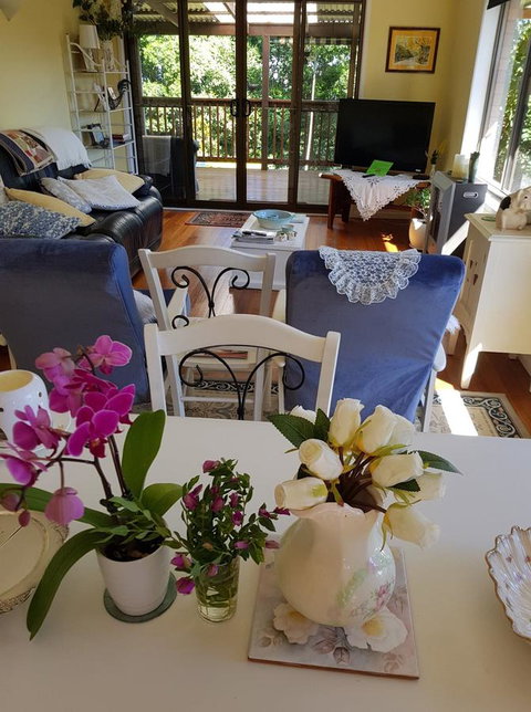 Manitzky Magic -B&B Home With Heart - Mackay Tourism 9