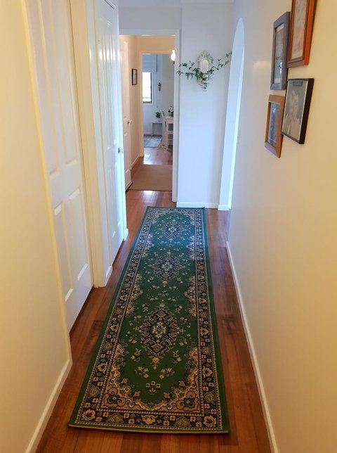 Manitzky Magic -B&B Home With Heart - Mackay Tourism 20