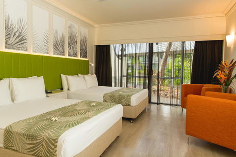 Cairns Colonial Club Resort - Mackay Tourism 23