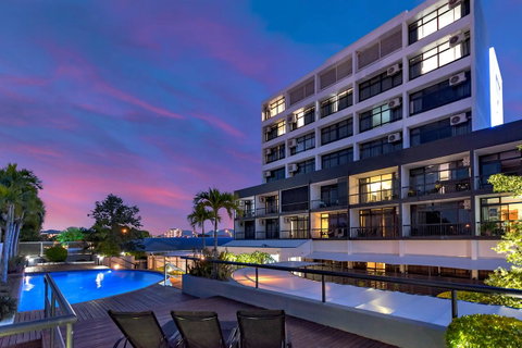 Sunshine Tower Hotel - Mackay Tourism 3