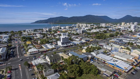 Sunshine Tower Hotel - Mackay Tourism 2