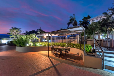 Sunshine Tower Hotel - Mackay Tourism 15