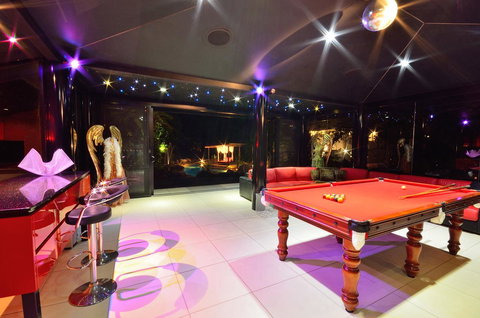 Misty Mountains Rainforest Retreat - Mackay Tourism 6