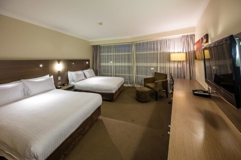 DoubleTree By Hilton Cairns - Mackay Tourism 14