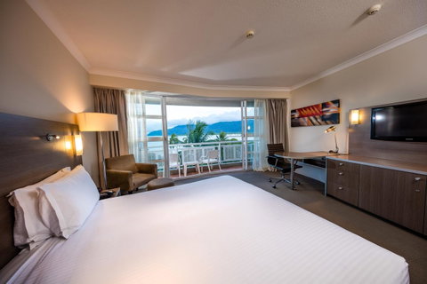 DoubleTree By Hilton Cairns - Mackay Tourism 26