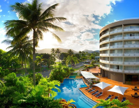 DoubleTree By Hilton Cairns - Mackay Tourism 0