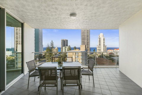 Wings Resort, Apartments And 2 Story Penthouses - We Accommodate - Mackay Tourism 34