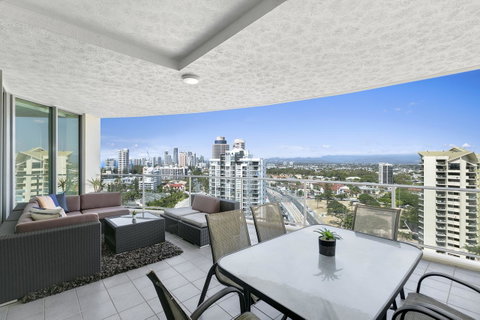 Wings Resort, Apartments And 2 Story Penthouses - We Accommodate - Mackay Tourism 26