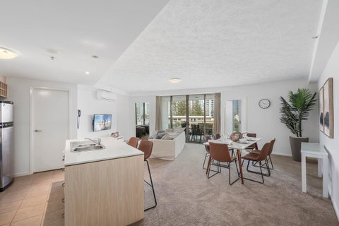 Wings Resort, Apartments And 2 Story Penthouses - We Accommodate - Mackay Tourism 10