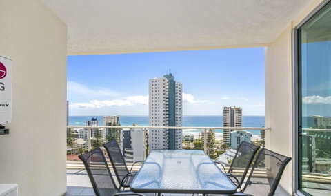 Wings Resort, Apartments And 2 Story Penthouses - We Accommodate - Mackay Tourism 2