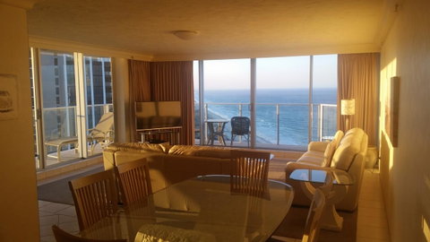 Hi Surf Beachfront Resort Apartments - Mackay Tourism 2