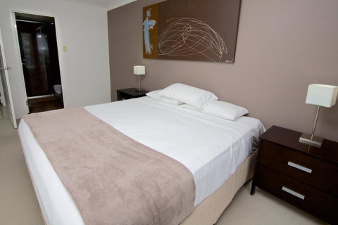 Hi Surf Beachfront Resort Apartments - Mackay Tourism 44