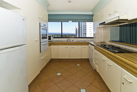Hi Surf Beachfront Resort Apartments - Mackay Tourism 39