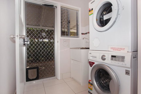 6 Botany Court Marcoola Beach - Pet Friendly 500 Bond - Mackay Tourism 4