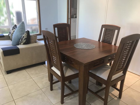 Taj On Byrnes - Private Luxury Apartment Mareeba - Mackay Tourism 8