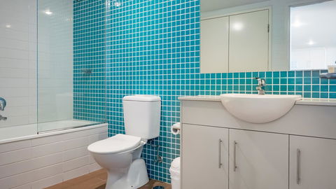 Swell Resort Burleigh Heads - Mackay Tourism 39