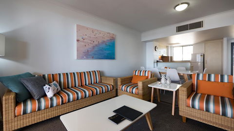 Swell Resort Burleigh Heads - Mackay Tourism 9