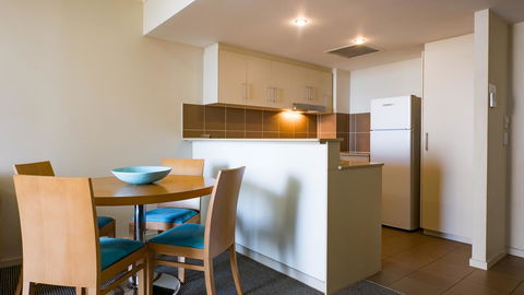 Swell Resort Burleigh Heads - Mackay Tourism 4