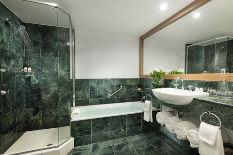 Sofitel Gold Coast Broadbeach - Mackay Tourism 2