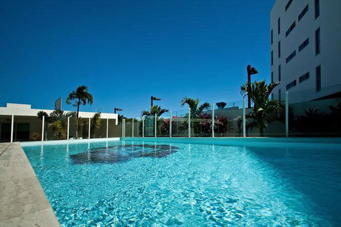 Lanai Riverside Apartments - Mackay Tourism 1