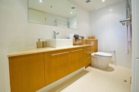 Lanai Riverside Apartments - Mackay Tourism 26