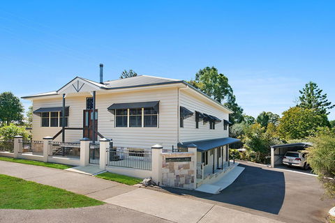 The Guesthouse Maleny - Mackay Tourism 0