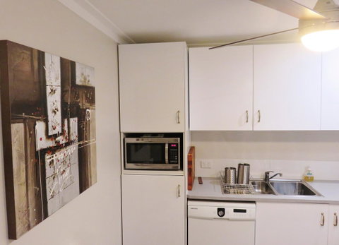 Shasta Place - Mackay Tourism 21