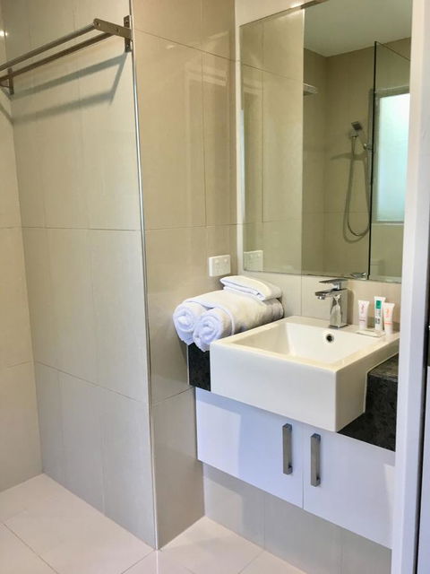 CHA Private Apts Diamond Beach - Mackay Tourism 13