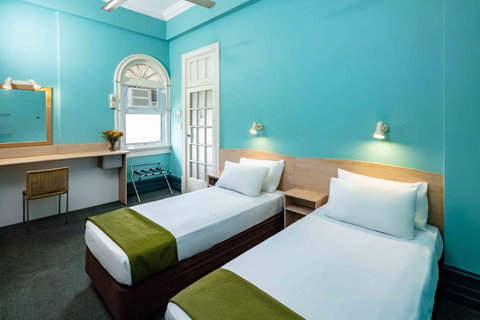 Hides Hotel - Mackay Tourism 18